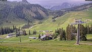 Archiviertes Webcam Bild: Almenwelt Lofer: Kinderbereich und Talstation Family Express am 28.05.2026 um 08:39 Uhr