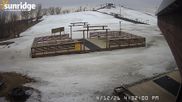 Archiviertes Webcam Bild: Sunridge Bunny Hill - Blick vom Chalet im Tal am 13.04.2026 um 00:35 Uhr