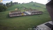 Archiviertes Webcam Bild: Sunridge Bunny Hill - Blick vom Chalet im Tal am 05.06.2026 um 14:27 Uhr