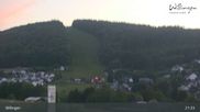 Archiviertes Webcam Bild: Willingen: Livecam Ettelsberg Seilbahn Talstation am 28.05.2026 um 03:45 Uhr