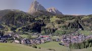 Archiviertes Webcam Bild: Dorf St. Christina im Grödnertal am 28.05.2026 um 08:41 Uhr