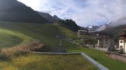 Archiviertes Webcam Bild: Obergurgl: Blick zur Piste vom Hotel Edelweiss & Gurgl am 18.09.2026 um 10:07 Uhr