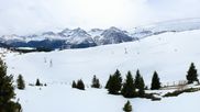 Archiviertes Webcam Bild: Blick auf das Arosa Bärenland am 13.04.2026 um 10:08 Uhr