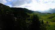 Archiviertes Webcam Bild: Blick auf das Arosa Bärenland am 04.07.2026 um 07:33 Uhr