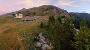 Archiviertes Webcam Bild: Blick auf das Arosa Bärenland am 19.08.2026 um 06:44 Uhr