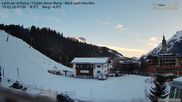 Archiviertes Webcam Bild: Lech am Arlberg: Ausblick Chalet Anna Maria zur Piste am 19.03.2026 um 07:06 Uhr