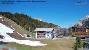 Archiviertes Webcam Bild: Lech am Arlberg: Ausblick Chalet Anna Maria zur Piste am 01.05.2026 um 14:23 Uhr