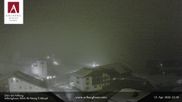 Archiviertes Webcam Bild: Hotel Arlberghaus in Zürs mit Blick auf den Weltcuphang am 12.04.2026 um 22:44 Uhr