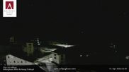 Archiviertes Webcam Bild: Hotel Arlberghaus in Zürs mit Blick auf den Weltcuphang am 13.04.2026 um 02:05 Uhr