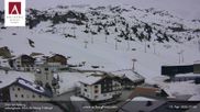 Archived webcam image showing Hotel Arlberghaus at Zürs on 13 Apr 2026 at 07:51