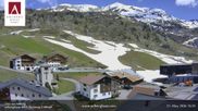 Archived webcam image showing Hotel Arlberghaus at Zürs on 21 May 2026 at 14:53