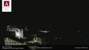 Archiviertes Webcam Bild: Hotel Arlberghaus in Zürs mit Blick auf den Weltcuphang am 28.05.2026 um 00:05 Uhr