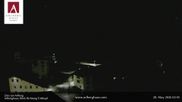 Archiviertes Webcam Bild: Hotel Arlberghaus in Zürs mit Blick auf den Weltcuphang am 28.05.2026 um 02:05 Uhr