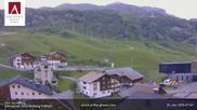 Archived webcam image showing Hotel Arlberghaus at Zürs on 25 Jun 2026 at 07:47