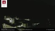 Archiviertes Webcam Bild: Hotel Arlberghaus in Zürs mit Blick auf den Weltcuphang am 27.08.2026 um 00:18 Uhr