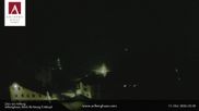 Archiviertes Webcam Bild: Hotel Arlberghaus in Zürs mit Blick auf den Weltcuphang am 11.10.2026 um 02:18 Uhr