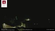 Archiviertes Webcam Bild: Hotel Arlberghaus in Zürs mit Blick auf den Weltcuphang am 14.10.2026 um 04:38 Uhr