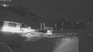Archived webcam image showing Jägeralpe: View Ski Hotel on 1 Apr 2026 at 00:59