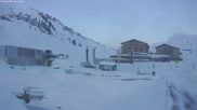 Archived webcam image showing Jägeralpe: View Ski Hotel on 1 Apr 2026 at 07:59