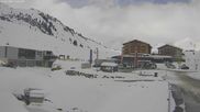 Archived webcam image showing Jägeralpe: View Ski Hotel on 1 Apr 2026 at 12:59