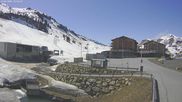 Archiviertes Webcam Bild: Warth: Hotel Jägeralpe am 15.04.2026 um 14:32 Uhr