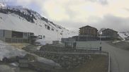 Archiviertes Webcam Bild: Warth: Hotel Jägeralpe am 15.04.2026 um 18:32 Uhr