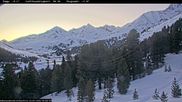 Archived webcam image showing Mittergrat mountain hut on 26 Feb 2026 at 07:54