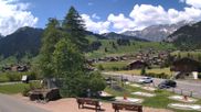 Archiviertes Webcam Bild: Adelboden: Blick Hotel Alpina zum Weltcuphang am 28.05.2026 um 12:50 Uhr