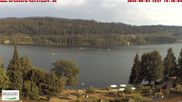 Archiviertes Webcam Bild: Blick auf den Titisee im Schwarzwald am 03.08.2026 um 18:01 Uhr