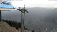 Archiviertes Webcam Bild: Bergstation Hornbahn, Blick Bad Hindelang am 12.04.2026 um 08:55 Uhr