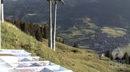 Archived webcam image showing Hornbahn mountain station on 29 May 2026 at 07:41