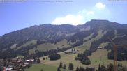 Archiviertes Webcam Bild: Oberjoch: Blick vom Familux Resort aufs Skigebiet am Iseler am 12.07.2026 um 12:05 Uhr
