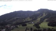 Archiviertes Webcam Bild: Oberjoch: Blick vom Familux Resort aufs Skigebiet am Iseler am 26.08.2026 um 10:24 Uhr