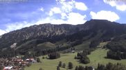 Archiviertes Webcam Bild: Oberjoch: Blick vom Familux Resort aufs Skigebiet am Iseler am 30.08.2026 um 14:44 Uhr