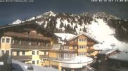 Archived webcam image showing Hotelappartements Breitlehenalm on 26 Feb 2026 at 14:36