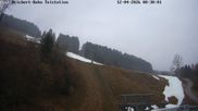 Archiviertes Webcam Bild: Ofterschwang: Talstation Ossi-Reichert-Bahn am 12.04.2026 um 08:24 Uhr