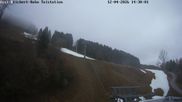 Archiviertes Webcam Bild: Ofterschwang: Talstation Ossi-Reichert-Bahn am 12.04.2026 um 14:24 Uhr