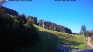 Archiviertes Webcam Bild: Ofterschwang: Talstation Ossi-Reichert-Bahn am 08.08.2026 um 08:40 Uhr