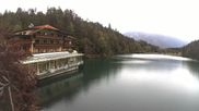 Archiviertes Webcam Bild: Parkhotel Tristachersee am 12.06.2026 um 12:11 Uhr