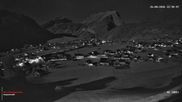 Archived webcam image showing Au at ski resort 
