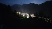 Archiviertes Webcam Bild: Dorf Grächen - Talabfahrt am 26.05.2026 um 02:08 Uhr