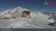 Archiviertes Webcam Bild: Diavolezza: Berghaus und Bergstation am 26 Feb 2026 um 09:05 Uhr