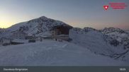 Archiviertes Webcam Bild: Diavolezza: Berghaus und Bergstation am 26 Feb 2026 um 19:15 Uhr