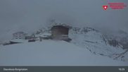 Archived webcam image showing Diavolezza - Top station on 3 Apr 2026 at 03:26