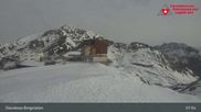 Archiviertes Webcam Bild: Diavolezza: Berghaus und Bergstation am 12.04.2026 um 08:54 Uhr
