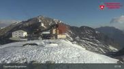 Archiviertes Webcam Bild: Diavolezza: Berghaus und Bergstation am 28.05.2026 um 07:33 Uhr