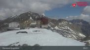 Archiviertes Webcam Bild: Diavolezza: Berghaus und Bergstation am 28.05.2026 um 09:33 Uhr