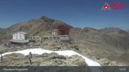Archiviertes Webcam Bild: Diavolezza: Berghaus und Bergstation am 12.07.2026 um 13:42 Uhr