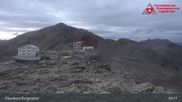 Archiviertes Webcam Bild: Diavolezza: Berghaus und Bergstation am 26.08.2026 um 01:33 Uhr