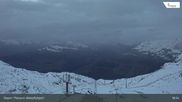 Archived webcam image showing Davos Klosters: Weissfluhjoch (2260 m) on 25 Oct 2026 at 03:27